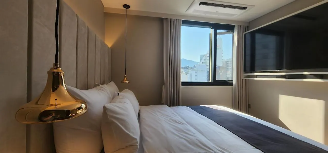 Denbasta Central Hotel Seomyeon Busan 2*,